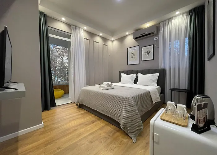 Urban Budget Apartament Tirana